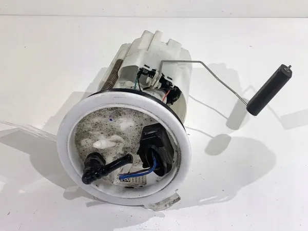Bomba de combustible OEM 6C0919051J para Skoda Fabia III image 3