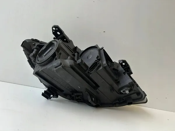 MERCEDES CLA 117 VASEN VALO 1179066300 image 4