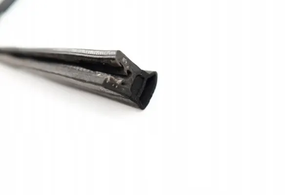 Joint de capot Mercedes W164 GL OEM w164-uszcz.-pasa image 4