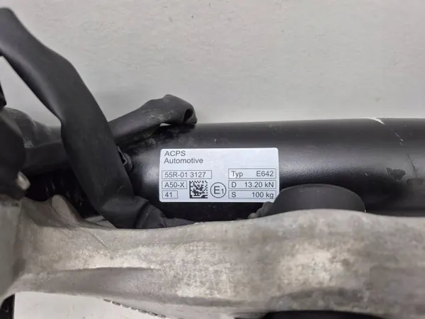 Gancho de Remolque Mercedes GLC OEM A2543102000 - Usado image 6
