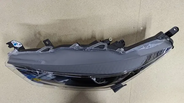 FARO IZQUIERDO TOYOTA YARIS IV P21 81170-K0060 OEM image 4