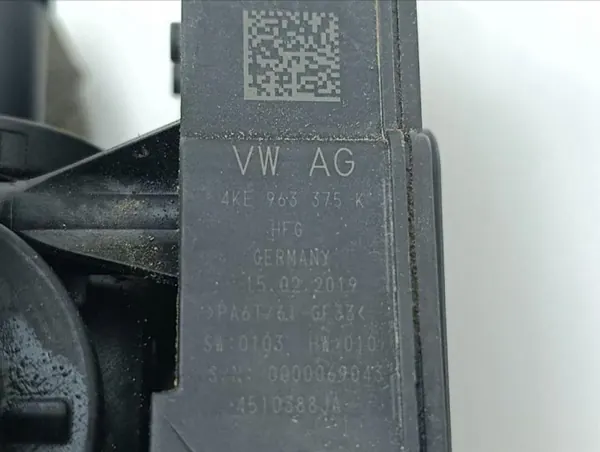 Bomba de água Audi E-Tron 2019 OEM 4KE963375K image 10