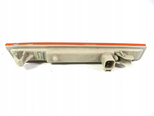 OEM 68195788AB Voor rechter zijmarkeringslamp image 3
