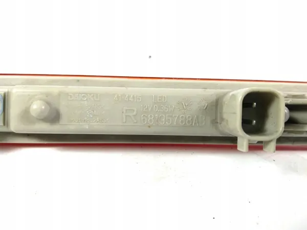 OEM 68195788AB Voor rechter zijmarkeringslamp image 4