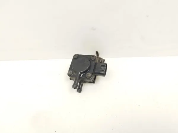 Capteur de pression d'échappement Toyota Avensis T250 2005 OEM image 1