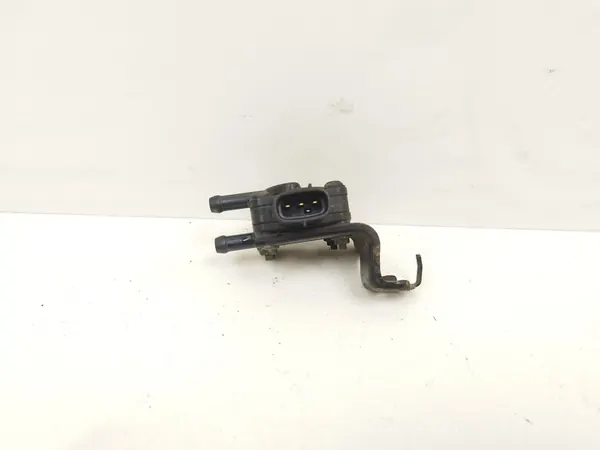 Capteur de pression d'échappement Toyota Avensis T250 2005 OEM image 3