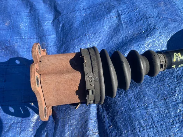 Höger framaxel Audi A4 B6 2.5 TDI Quattro image 2