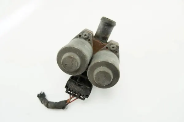 Électrovanne d'eau OEM 0018307784 Chrysler Crossfire image 2