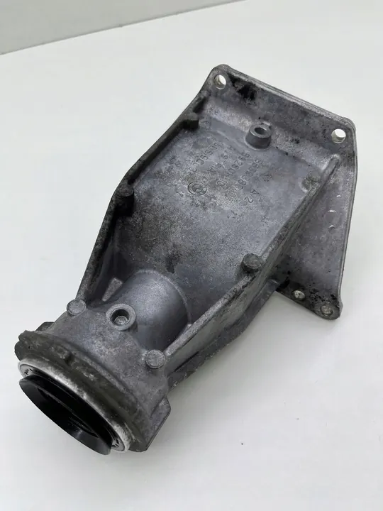 Support de demi-arbre BMW 5 G30 G31 8639383 image 1