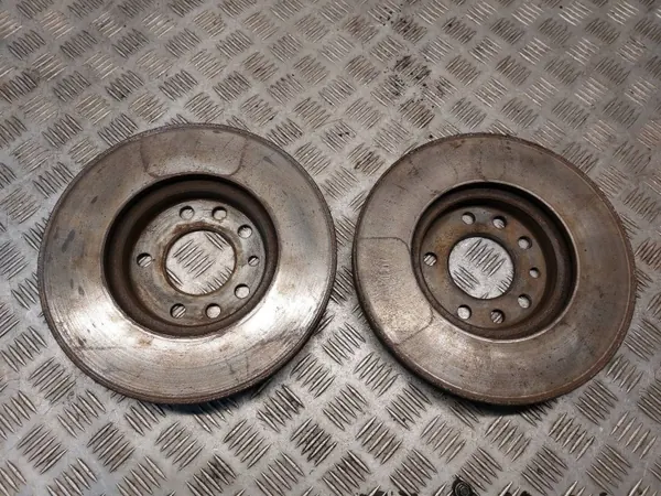 Gebrauchte Bremscheiben Vorne + Beläge + Rechter Bremssattel image 6
