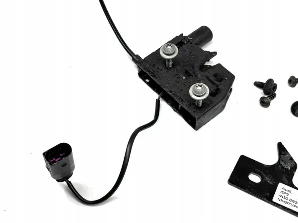 Huvlåsset Audi A6 A7 C7 4G0823509D image 4