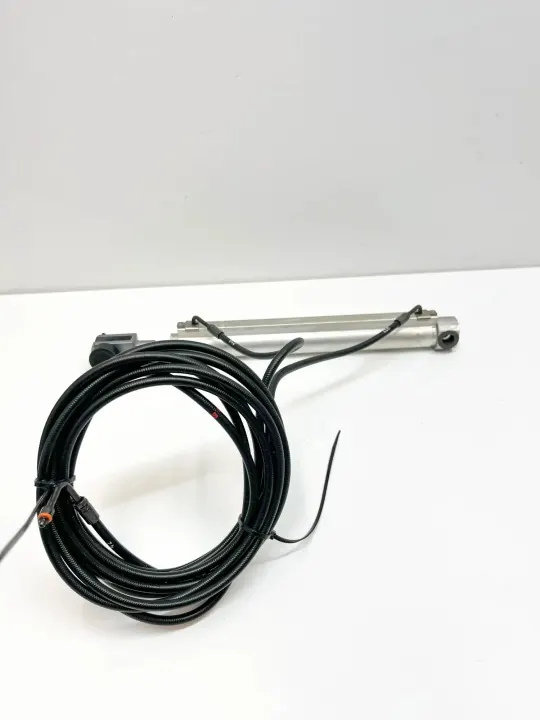 Mercedes-Benz SL R231 kattosylinteri OEM A2318000672 image 8
