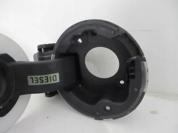 Trappe à carburant OEM 781200014R pour Renault Megane III Cabrio image 6