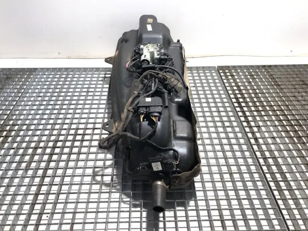 OEM 0444050032 SCR-säiliö VW Crafter 2.5 163hv image 4