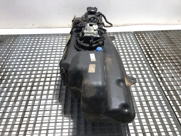 OEM 0444050032 SCR-säiliö VW Crafter 2.5 163hv image 7