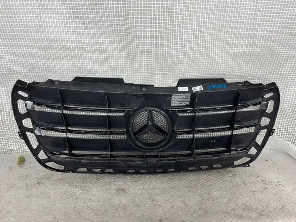 GRILL MERCEDES SPRINTER W907 W910 image 3