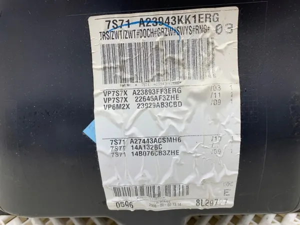 OEM LORK-2067-22519 Framvänster Dörrklädsel Ford Mondeo image 6