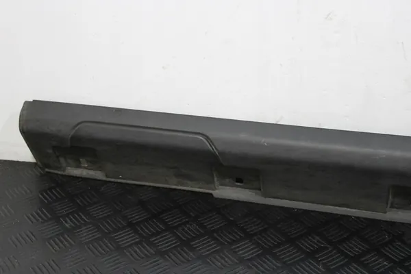 Left Threshold Cover Dacia Sandero Stepway III 764197469R image 2