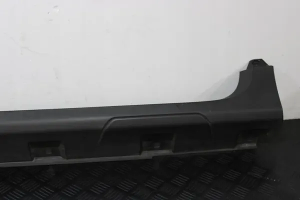 Left Threshold Cover Dacia Sandero Stepway III 764197469R image 4