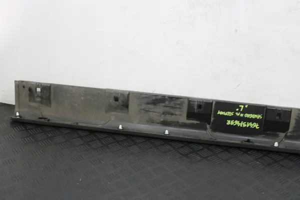 Left Threshold Cover Dacia Sandero Stepway III 764197469R image 5