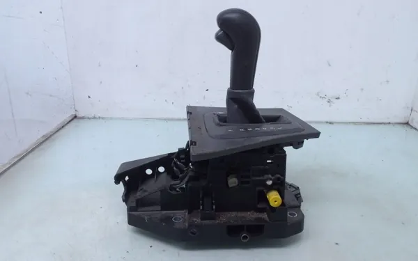 Levier de Vitesses Volvo V70 OEM P08636189 - Occasion image 2