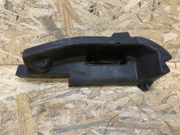 OEM J8A2-16A594-AD Stänkskärmsisolering höger image 3