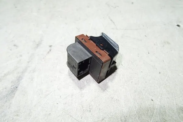 Kofferbakontgrendel AUDI Q5 8K0959831B image 3