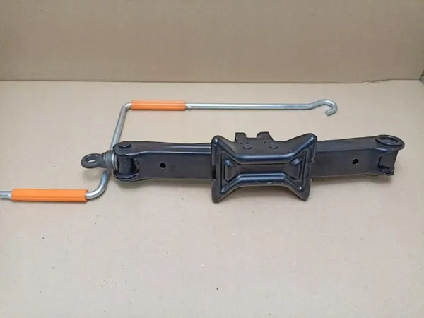 Gebrauchter Wagenheber Lexus GS 3 2007 OEM SKU24705 image 5