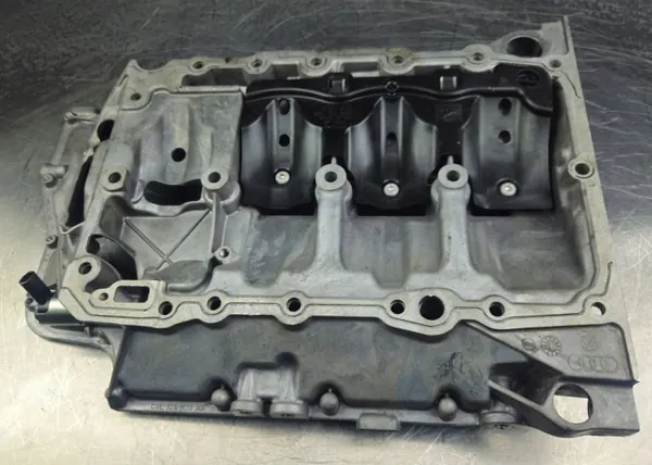 Audi OE Öljyerroin OEM 06L103623C - Käytetty image 5
