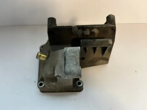 Support Compresseur Clim OEM 1031310935 Mercedes W124 image 5