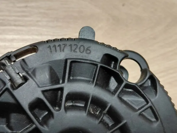 PEUGEOT 3008 II 5008 II vasen peilimoottori OEM image 3