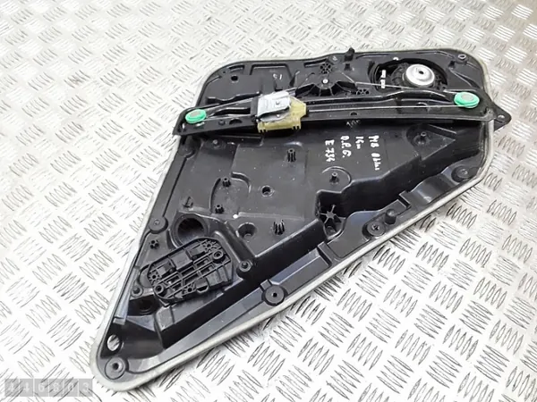 Mercedes fönsterregulator OEM 928339101 - Begagnad image 4