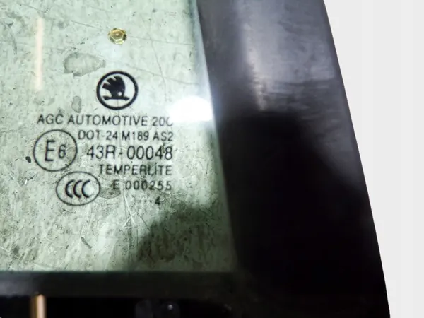 Achterklepglas Skoda Fabia II Station OEM 43R-00048 image 3
