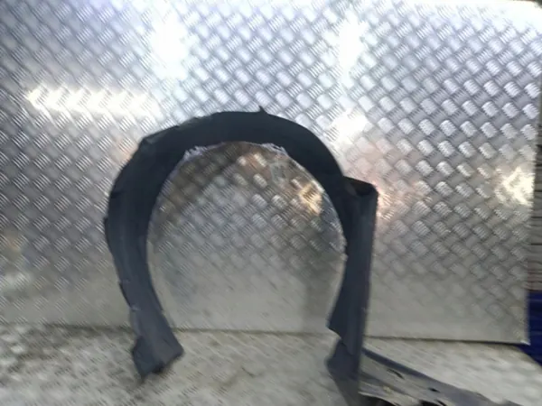 Toyota Avensis T27 Etu vasen pyöränkaari OEM Wrakowisko-15943- image 2