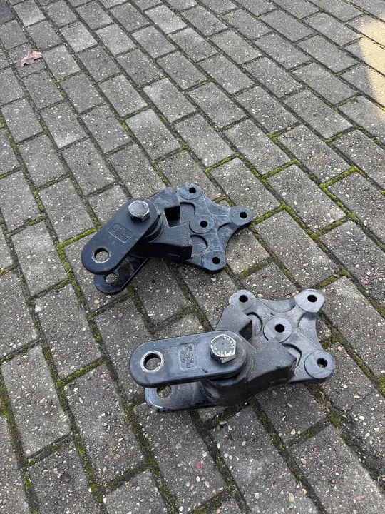 Montage de ressort gauche ou droit Ford F-Max Cargo image 2