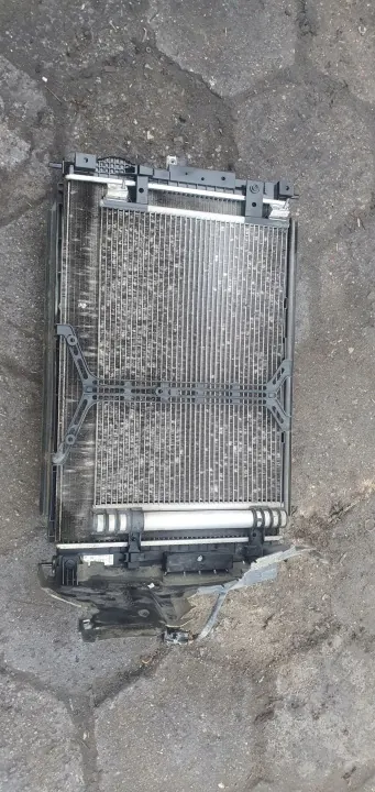 OEM PAS PRZEDNI WENTYLATOR CHŁODNICE 1.5 BLUE HDI image 10