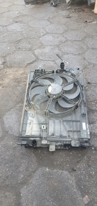 OEM PAS PRZEDNI WENTYLATOR CHŁODNICE 1.5 BLUE HDI image 3