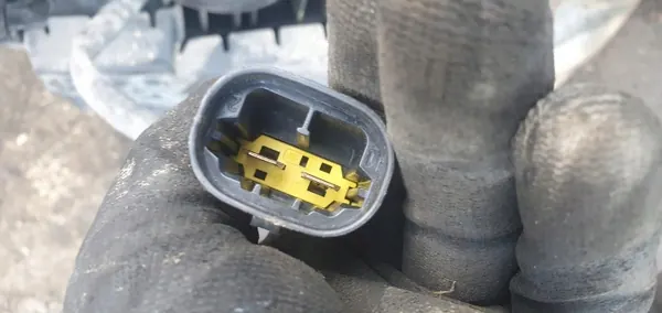 OEM PAS PRZEDNI WENTYLATOR CHŁODNICE 1.5 BLUE HDI image 6