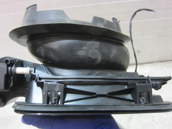 Tapa de combustible BMW 3 F34 OEM 51177278405 - Marrón brillante image 7