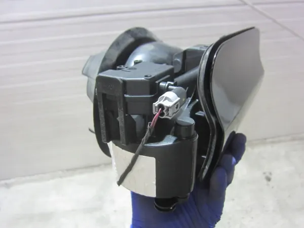Tapa de combustible BMW 3 F34 OEM 51177278405 - Marrón brillante image 8