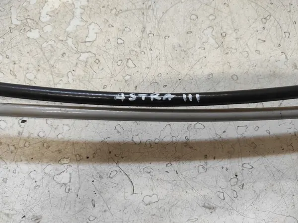 OPEL ASTRA H 04- 1.9CDTI Gear Shift Cables 55350266 image 3