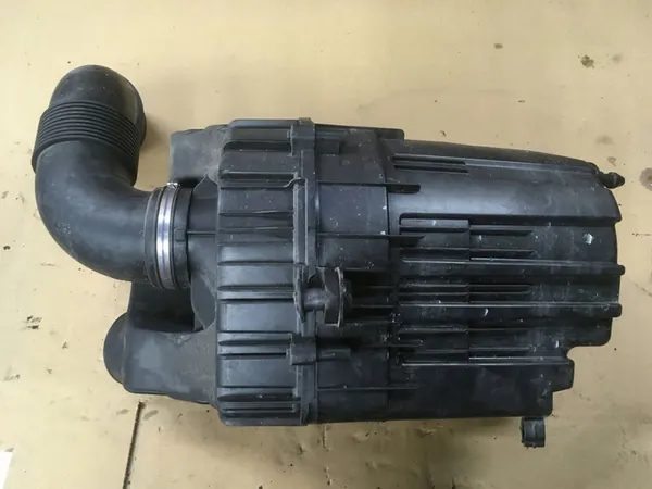 Boîtier de filtre à air Fiat Ducato 2023 52168824 image 3