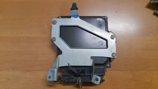 ECU Module Mazda 6 I FL 2758006581 image 4