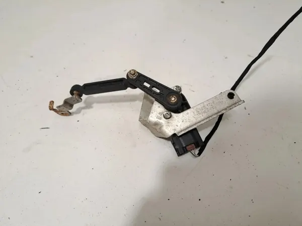 Linker hinterer Niveausensor OEM 6869137 BMW 5 G30 image 4