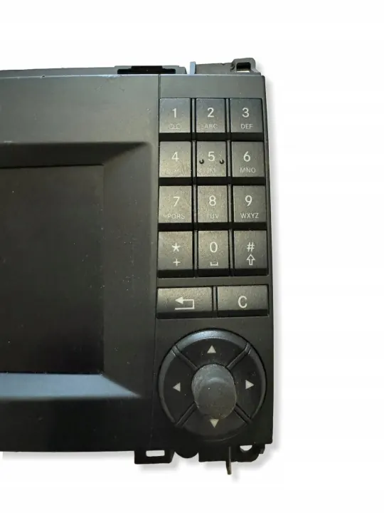 Radio Navigation Mercedes V W447 OEM A4479009005 image 5