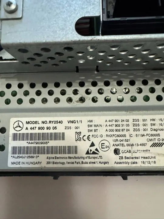 Radio Navigation Mercedes V W447 OEM A4479009005 image 8