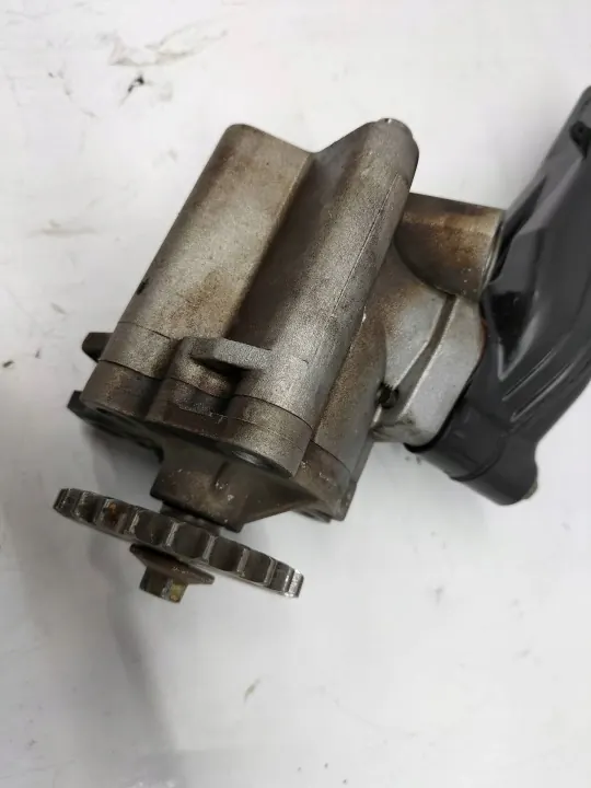 Pompe à huile OEM 1S7G6600BJ pour Volvo S40 II 1.8 16V image 3