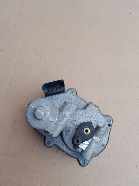 OEM 03L129086V Insugningsregulator Audi A4 B8 image 3