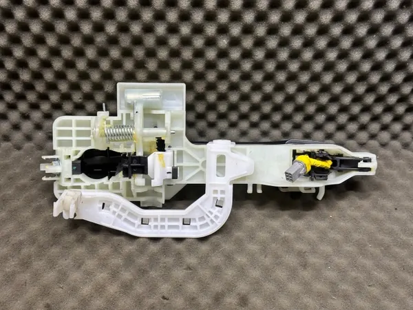OEM 82665D9700 Etuovi oikea kädensija - Kia Sportage image 3