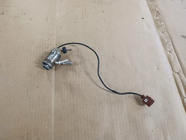 Skoda AdBlue-suutin OEM 05L131113J - Käytetty image 2